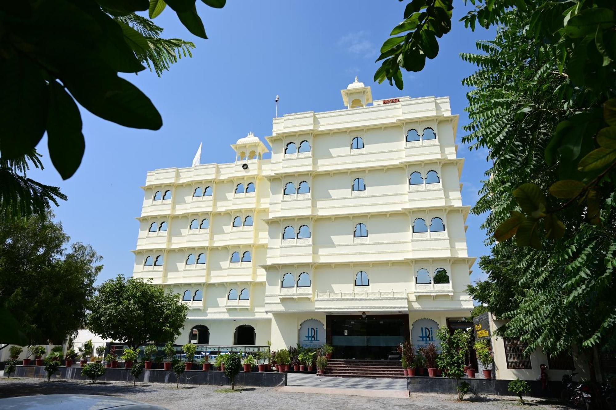 Hotel Riddhi Inn Udaipur Kültér fotó