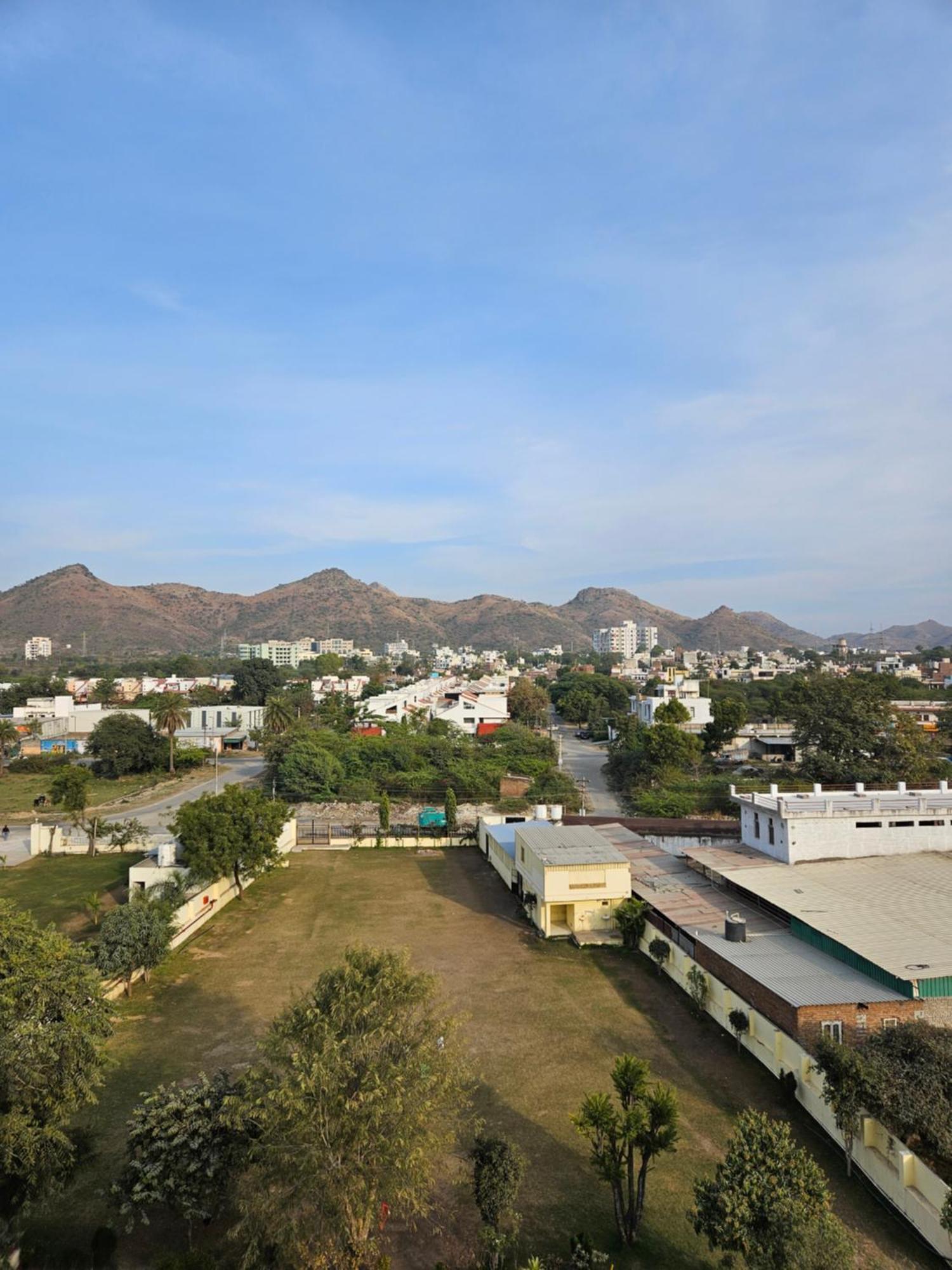 Hotel Riddhi Inn Udaipur Kültér fotó