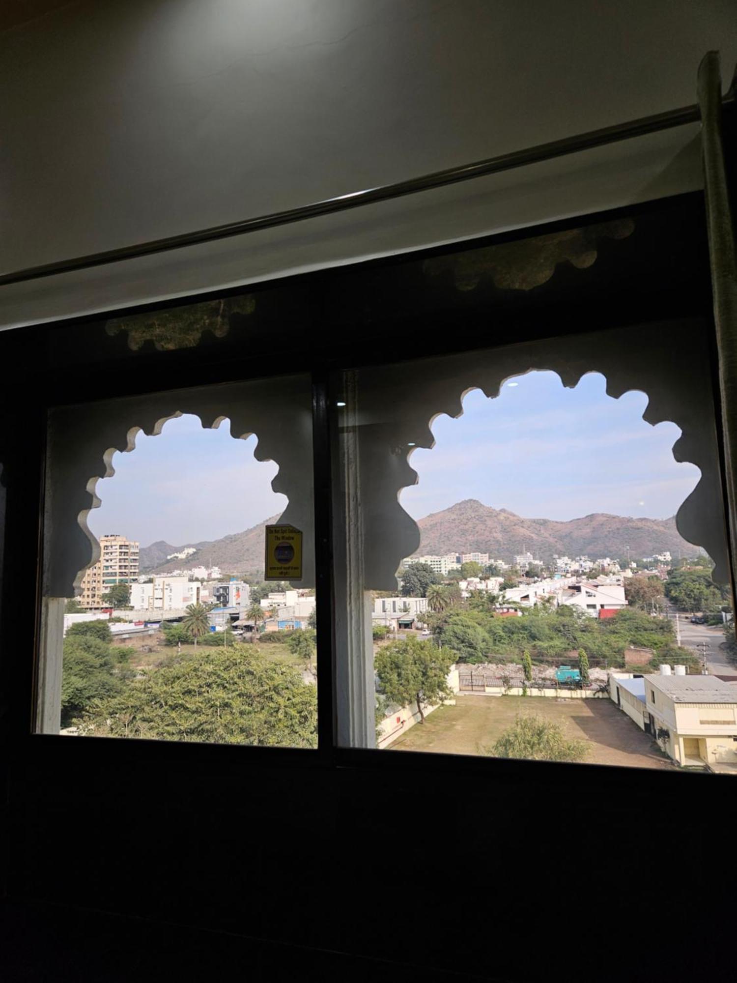 Hotel Riddhi Inn Udaipur Kültér fotó